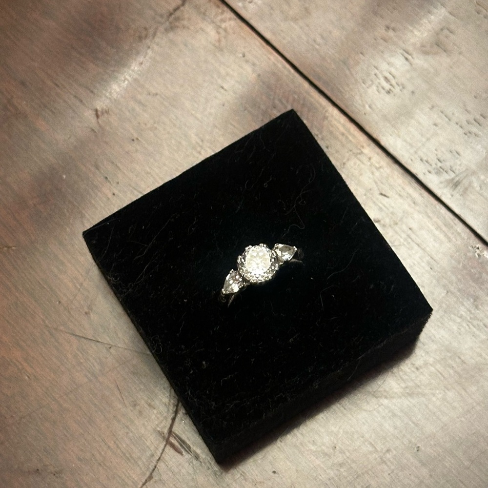 Tacori 3 stone